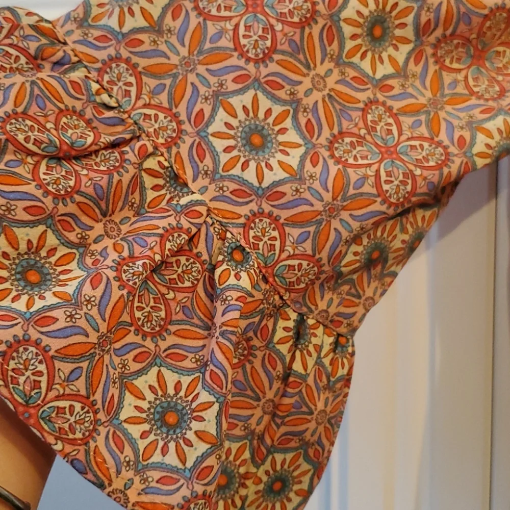 NEW SANCTUARY Julia Print Crop Peasant Top Large - Picture 6 of 10